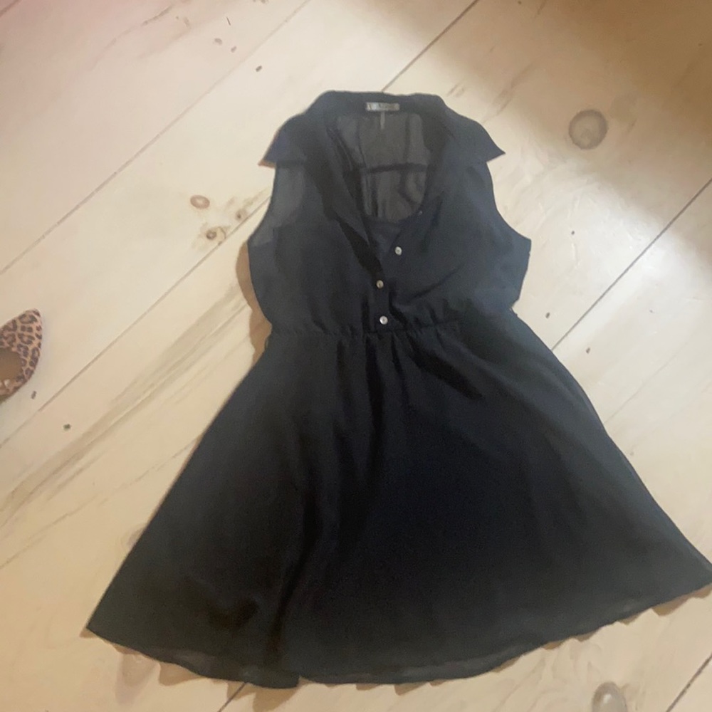 Very cute billowy lbd
